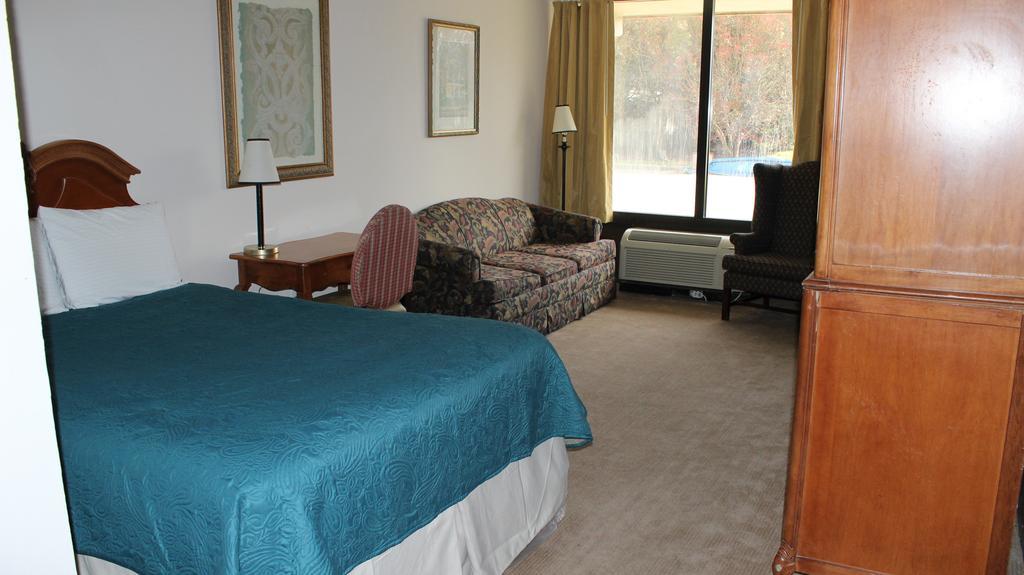 Family Inns Of America Williamsburg Extérieur photo